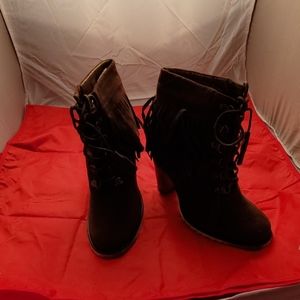 Jacobies lace up booties  018
